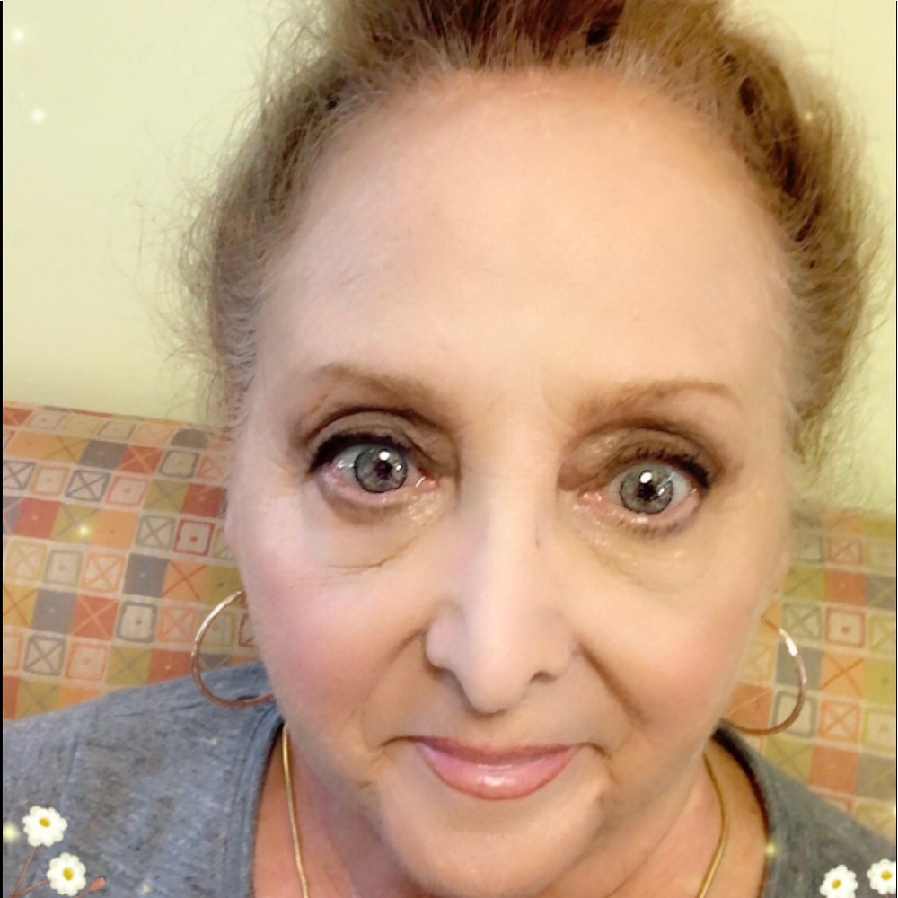 Meet your Posher, Paula